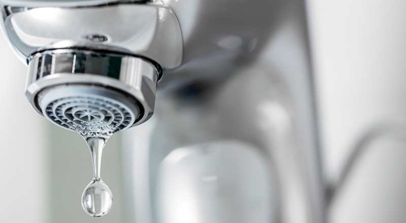 Combien vous coûtera une fuite de robinet ?